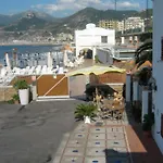 14 Leoni