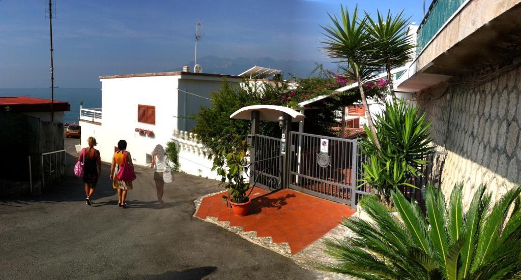 Bed & Breakfast 14 Leoni Salerno