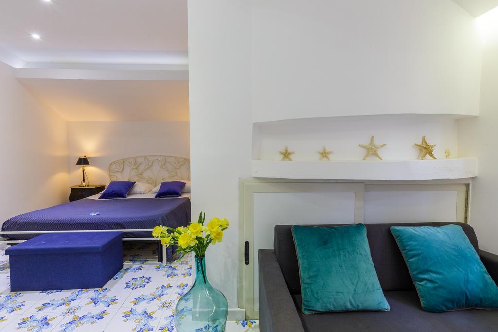 14 Leoni Bed & Breakfast