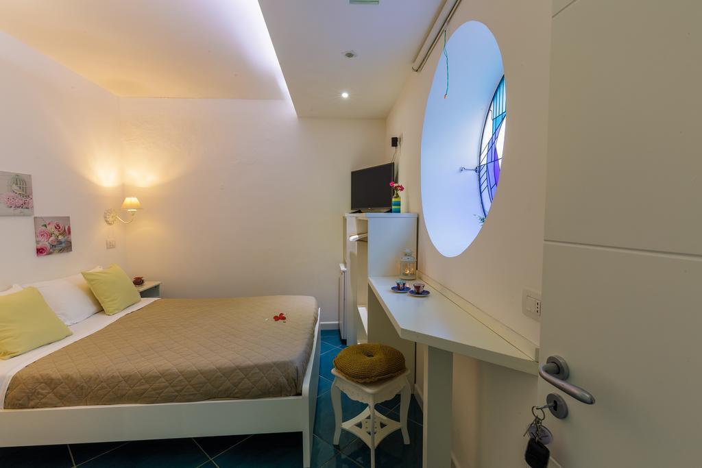 Bed & Breakfast 14 Leoni 3*