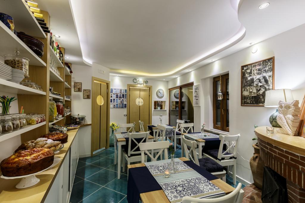 14 Leoni Bed & Breakfast