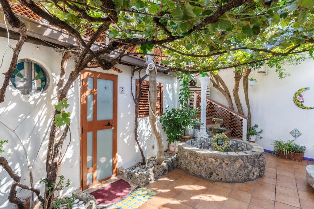 Bed & Breakfast 14 Leoni 3*