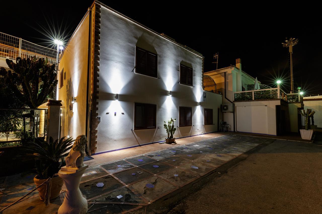 14 Leoni Bed & Breakfast Salerno